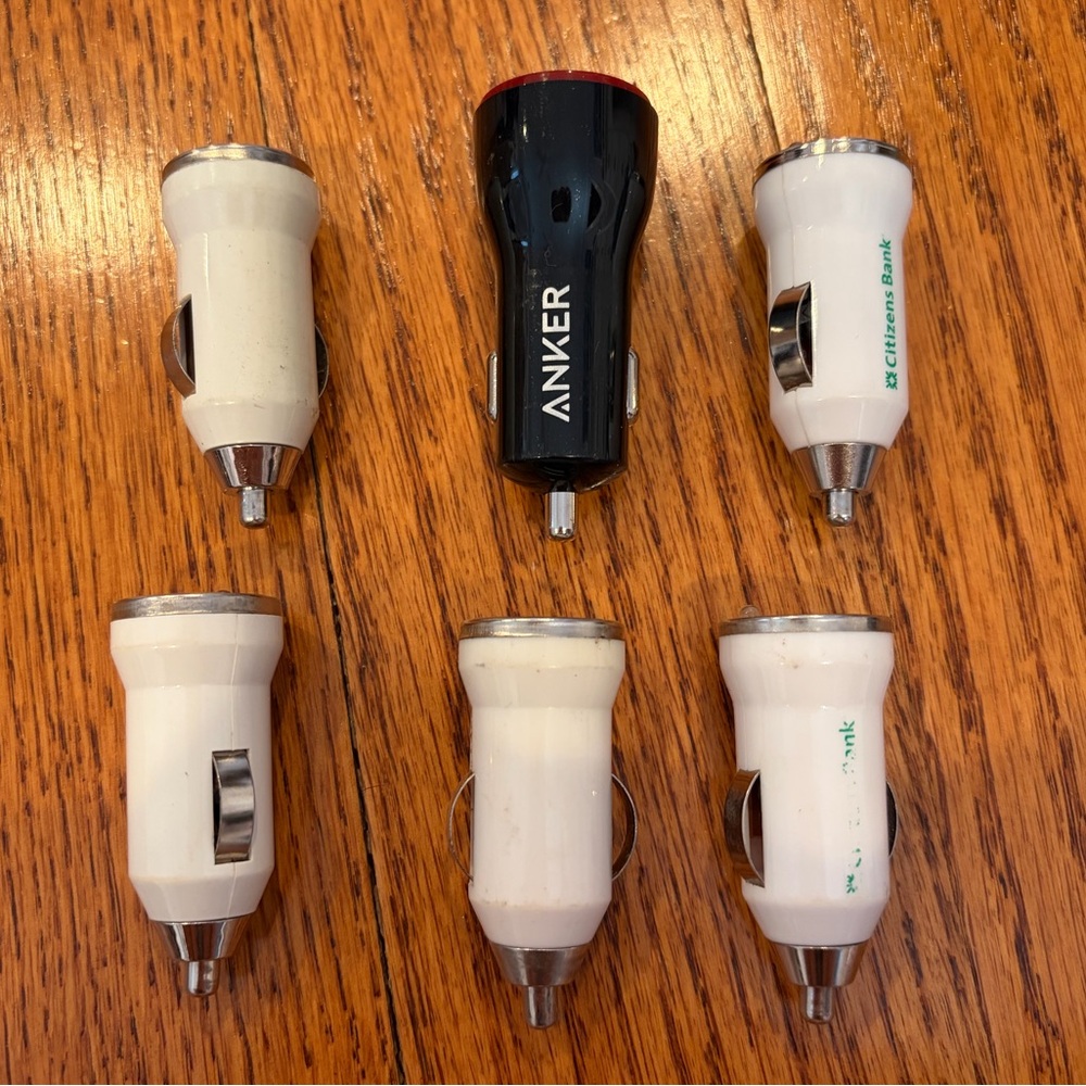 White & Anker Black Dual USB Car Chargers Pack (6 Adapters)